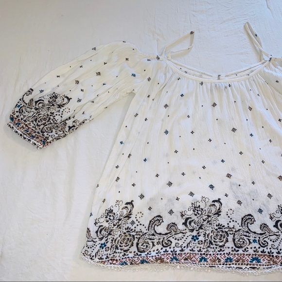 ECOTE Boho Cold Shoulder Cream Color Flowy Top - Picture 8 of 8